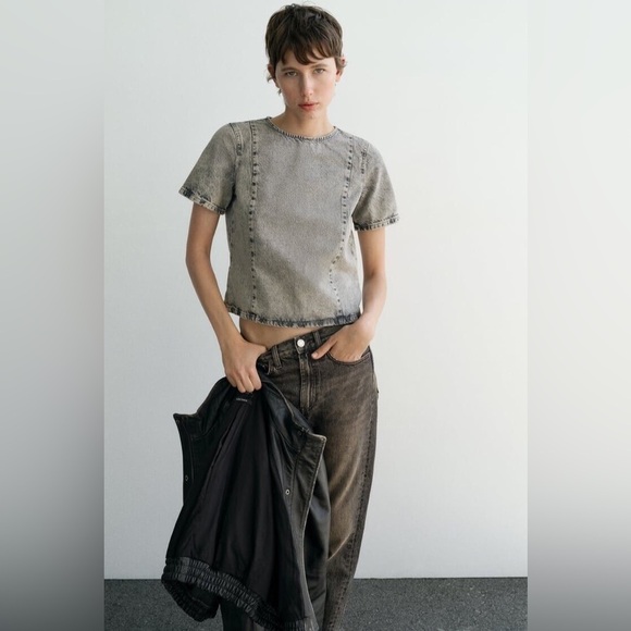 Zara - Black And White Stonewashed Crewneck Button Down Back Shirt Size Medium - Picture 1 of 10